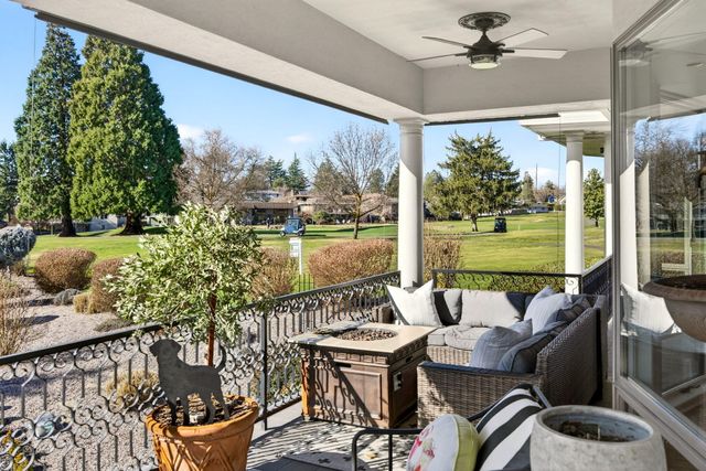 3192 Arnold Palmer Way, Medford, OR 97504