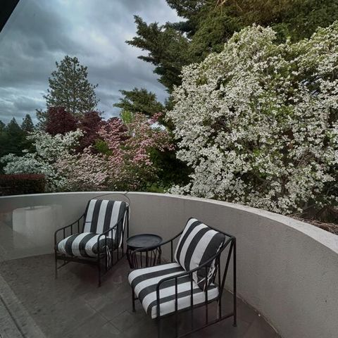 3192 Arnold Palmer Way, Medford, OR 97504