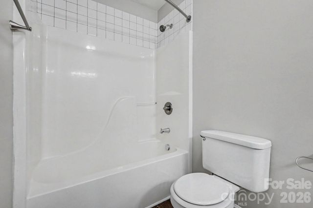 1607 Indian Springs Drive NW, Conover, NC 28613