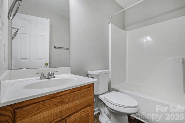 1607 Indian Springs Drive NW, Conover, NC 28613