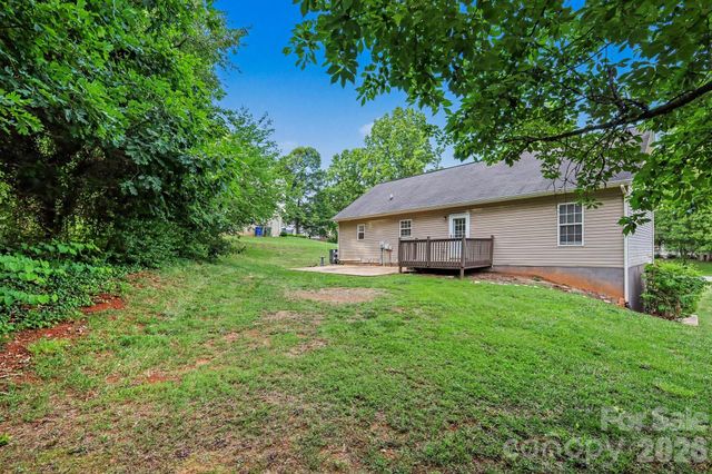 1607 Indian Springs Drive NW, Conover, NC 28613