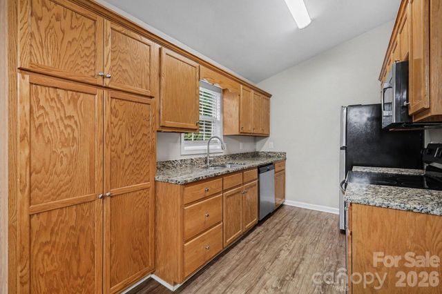 1607 Indian Springs Drive NW, Conover, NC 28613