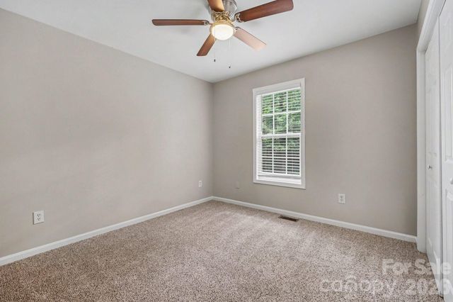 1607 Indian Springs Drive NW, Conover, NC 28613