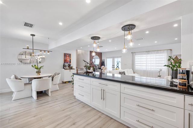 14830 N Spur Dr, Miami, FL 33161