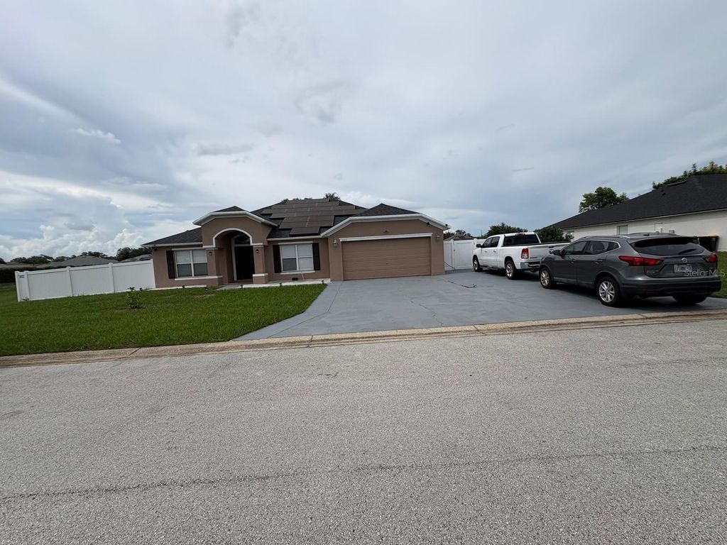 645 HATCHWOOD DRIVE, Haines City, FL 33844