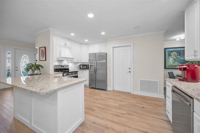 1137 LANYARD STREET, Palm Harbor, FL 34685