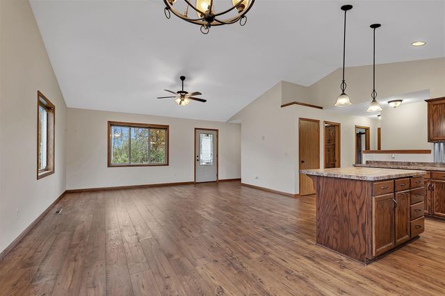 3135 Quarry Road NE, Sauk Rapids, MN 56379