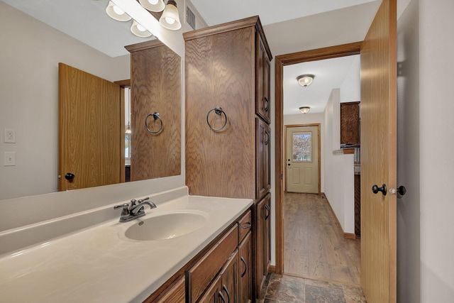 3135 Quarry Road NE, Sauk Rapids, MN 56379