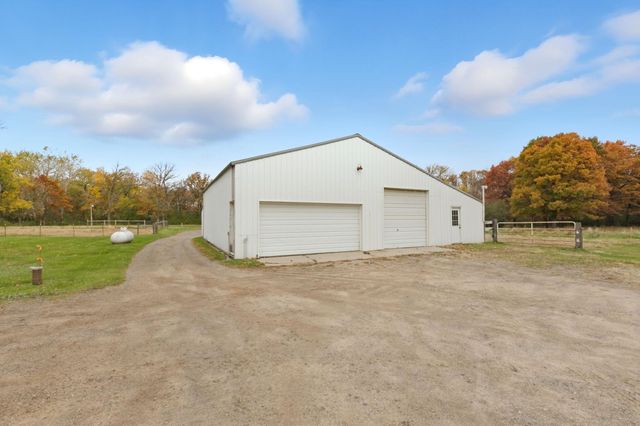 3135 Quarry Road NE, Sauk Rapids, MN 56379