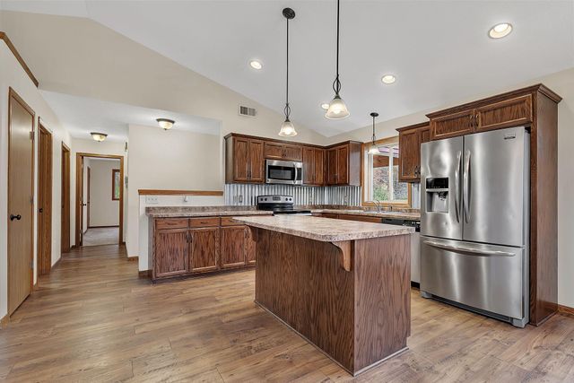 3135 Quarry Road NE, Sauk Rapids, MN 56379