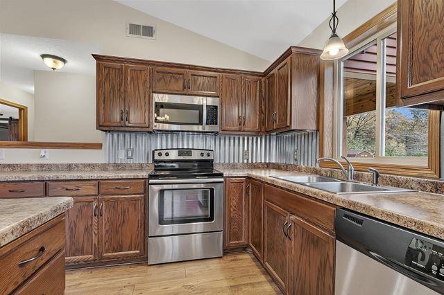 3135 Quarry Road NE, Sauk Rapids, MN 56379