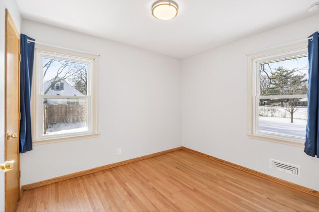 8624 Columbus Avenue S, Bloomington, MN 55420