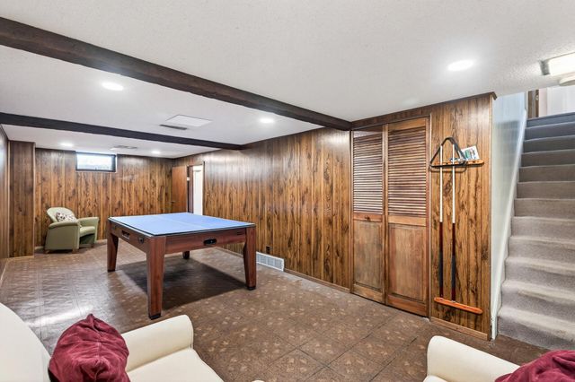 8624 Columbus Avenue S, Bloomington, MN 55420