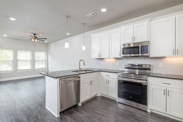 2164 Million Lane, Fayetteville, AR 72704