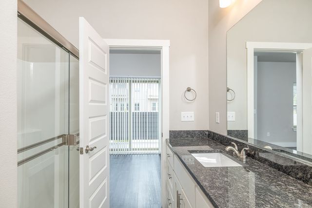 2164 Million Lane, Fayetteville, AR 72704