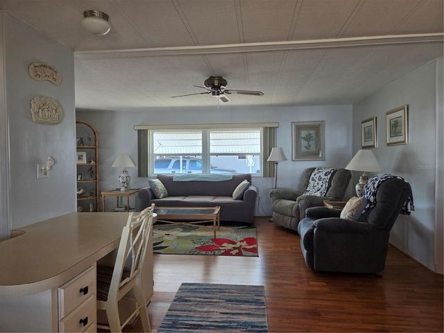 500 LONGWOOD DRIVE, Venice, FL 34285