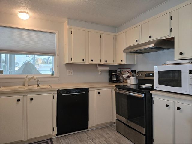 500 LONGWOOD DRIVE, Venice, FL 34285