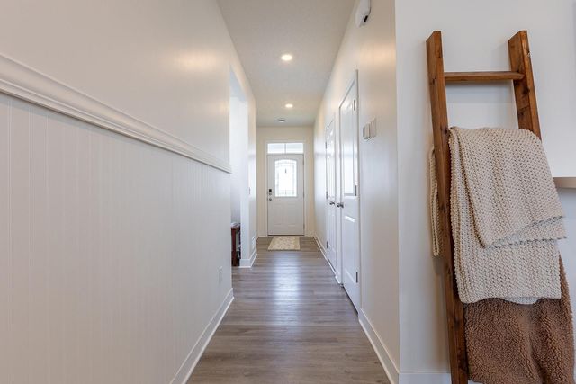 1702 Athens Terrace, Shakopee, MN 55379