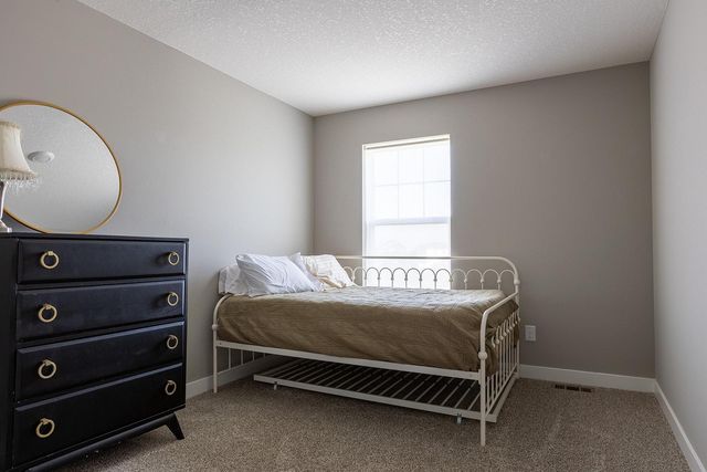 1702 Athens Terrace, Shakopee, MN 55379