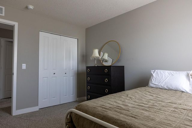 1702 Athens Terrace, Shakopee, MN 55379