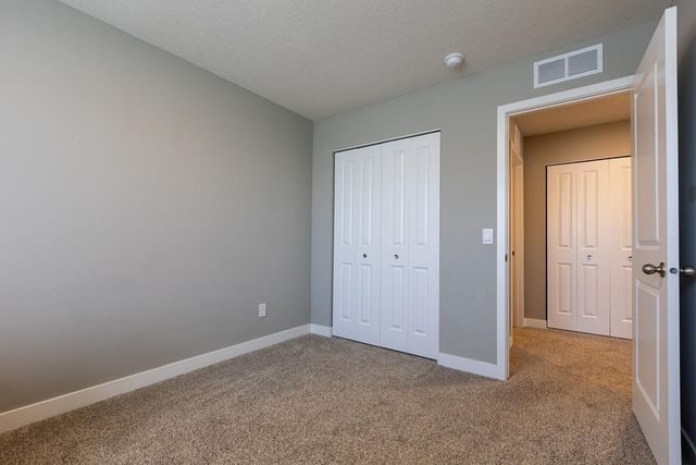 1702 Athens Terrace, Shakopee, MN 55379