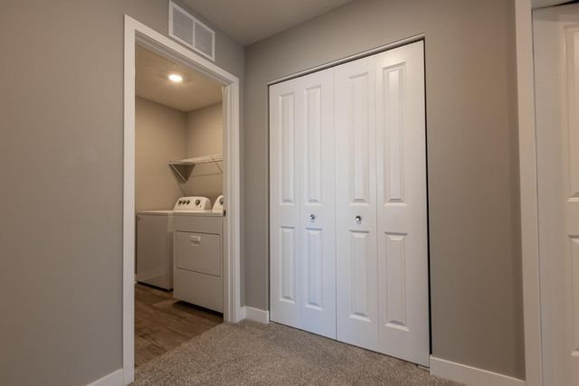 1702 Athens Terrace, Shakopee, MN 55379
