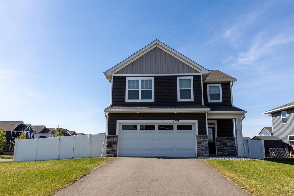 1702 Athens Terrace, Shakopee, MN 55379 — photo 4
