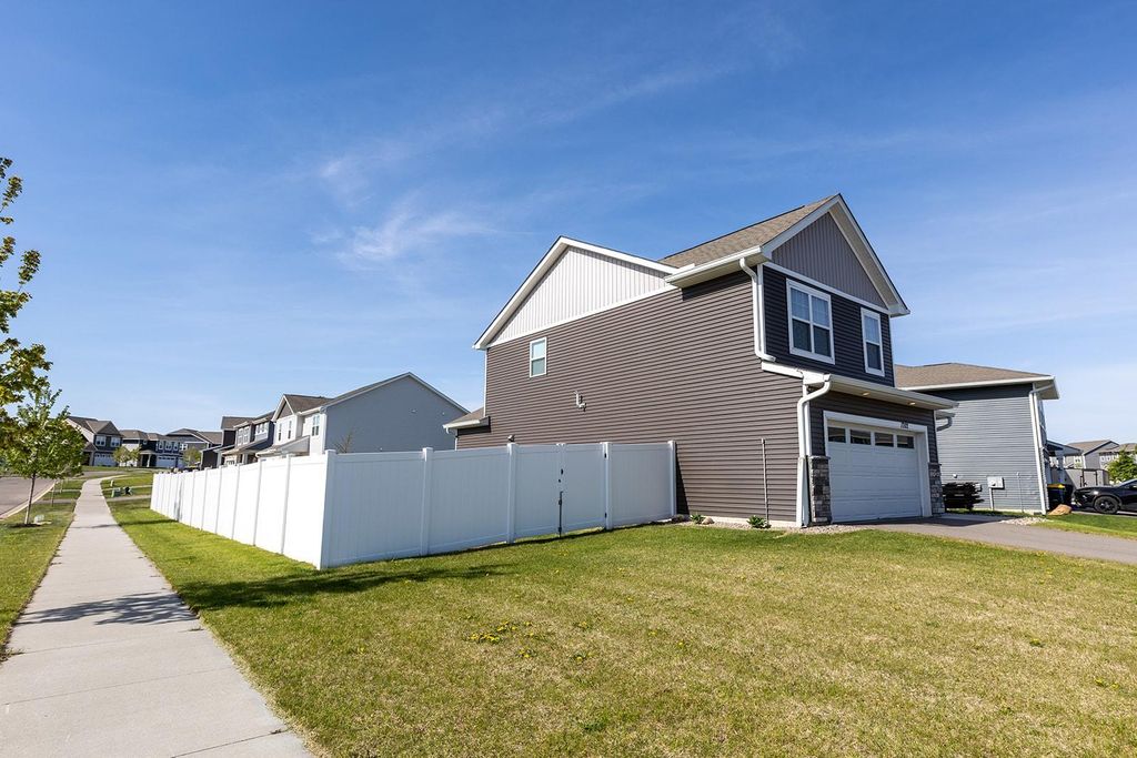 1702 Athens Terrace, Shakopee, MN 55379 — photo 5