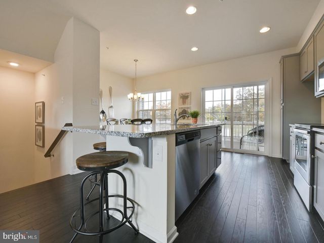 56 IRON GATE RD, Sicklerville, NJ 08081