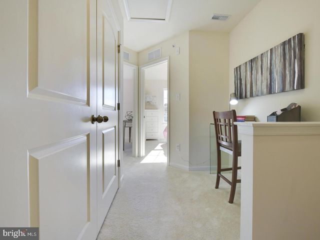 56 IRON GATE RD, Sicklerville, NJ 08081