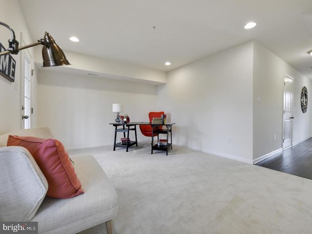 56 IRON GATE RD, Sicklerville, NJ 08081