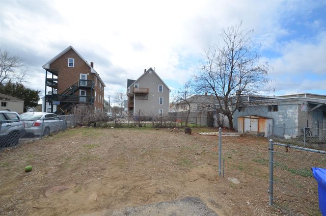 308 Bartlett Street, Manchester, NH 03102