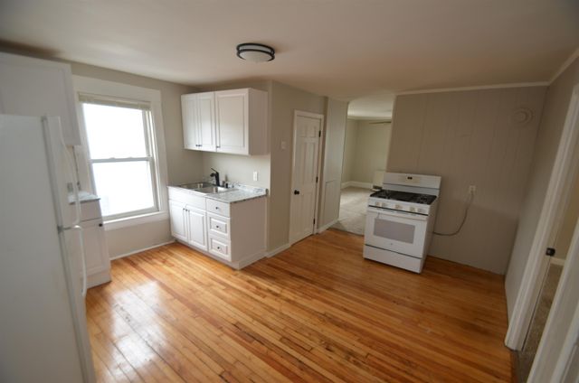 308 Bartlett Street, Manchester, NH 03102