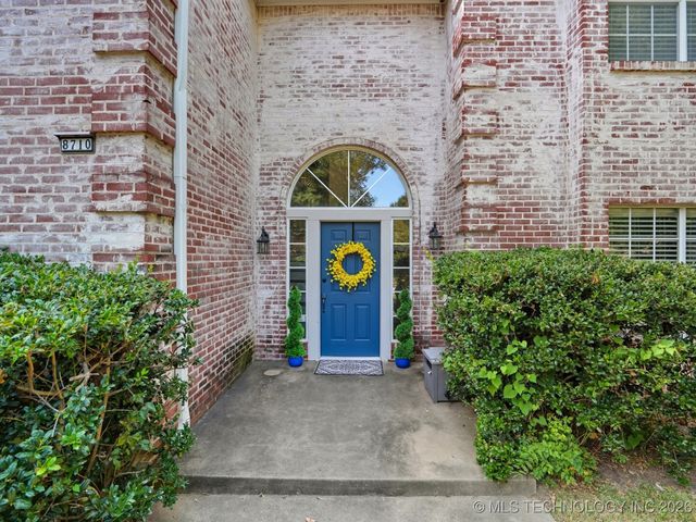 8710 S Delaware Place, Tulsa, OK 74137