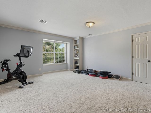 8710 S Delaware Place, Tulsa, OK 74137