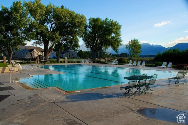 277 E BENNETT LN, Saratoga Springs, UT 84045