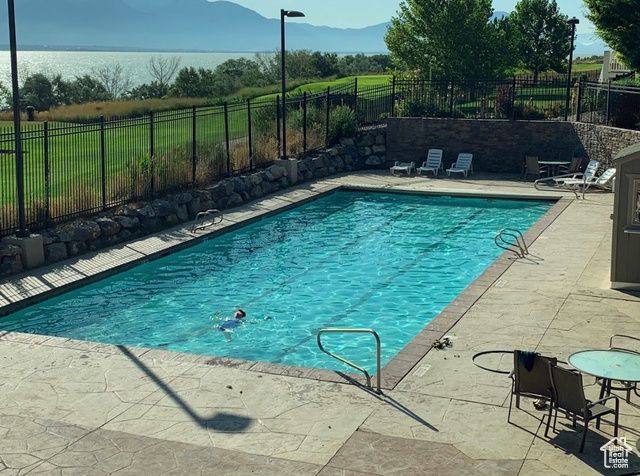 277 E BENNETT LN, Saratoga Springs, UT 84045