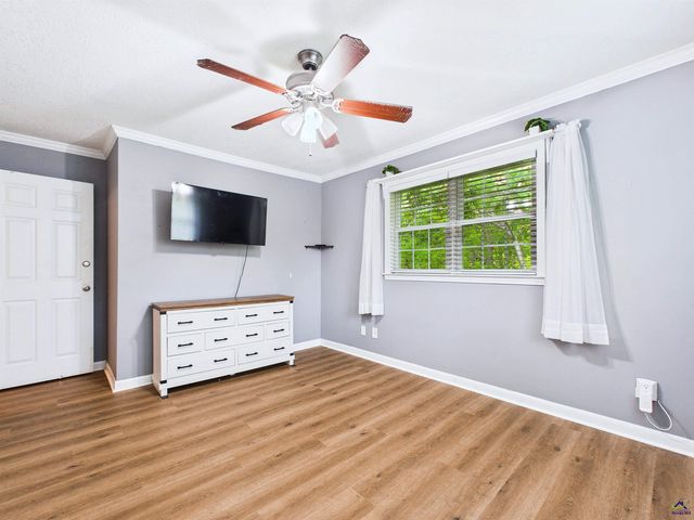 3851 Woodside Dr, Macon, GA 31206
