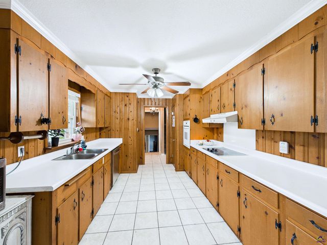 3851 Woodside Dr, Macon, GA 31206