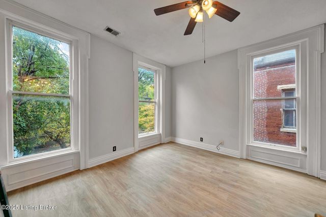 1131 S Brook St, APT 3, Louisville, KY 40203