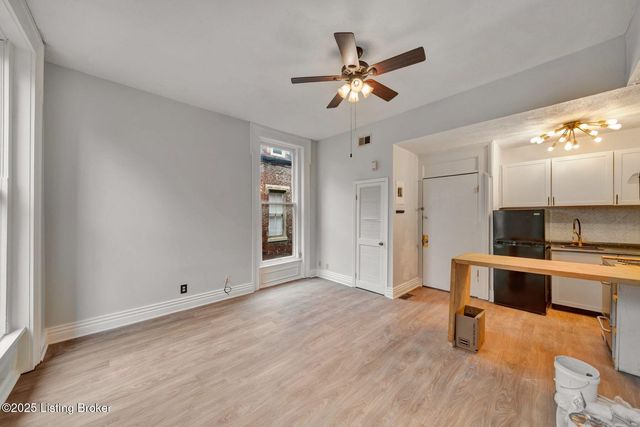 1131 S Brook St, APT 3, Louisville, KY 40203