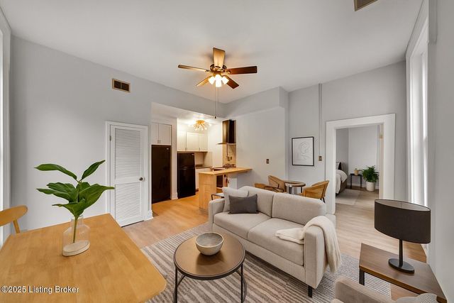 1131 S Brook St, APT 3, Louisville, KY 40203