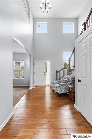 14901 Laurel Avenue, Omaha, NE 68116