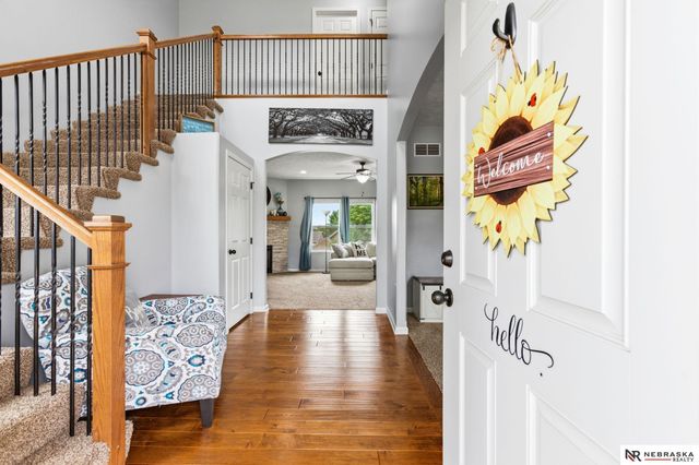 14901 Laurel Avenue, Omaha, NE 68116