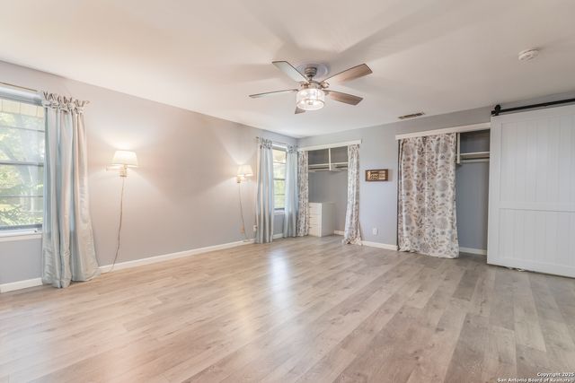 8722 Midcrown, Windcrest, TX 78239