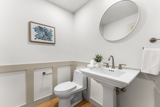95 W Walnut Park 1, Boston, MA 02119