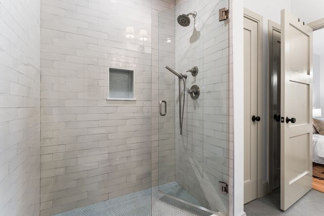 95 W Walnut Park 1, Boston, MA 02119