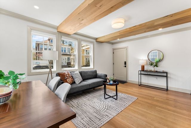 95 W Walnut Park 1, Boston, MA 02119