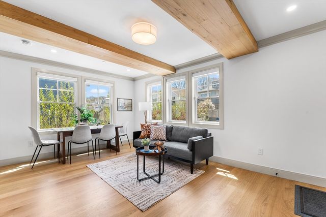95 W Walnut Park 1, Boston, MA 02119