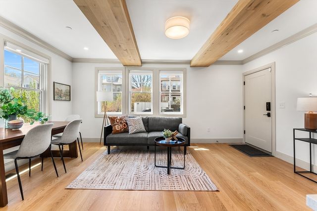 95 W Walnut Park 1, Boston, MA 02119